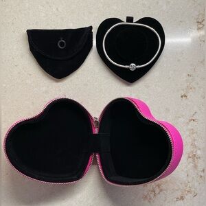 NEW✨Set✨Pandora Moments Love Forever Clasp Snake Chain Bracelet with Jewelry Box